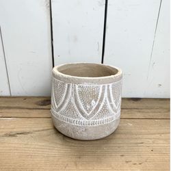 Embossed White Washed Terracotta Pot 