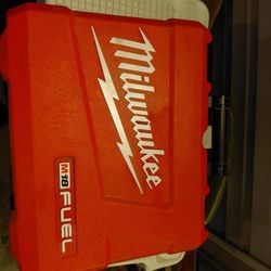 Milwaukee  1/4 Hex Impact Case 