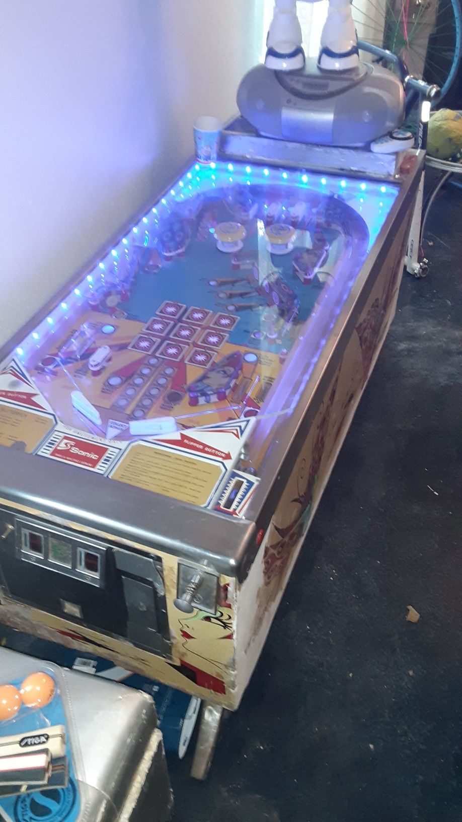 Vintage antique pinball machine trade for Nintendo switch pets on eBay