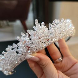 Gorgeous Wedding Crown 