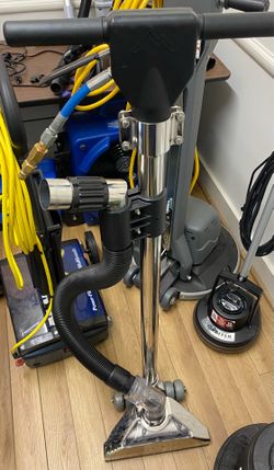 Carpet extractor wand