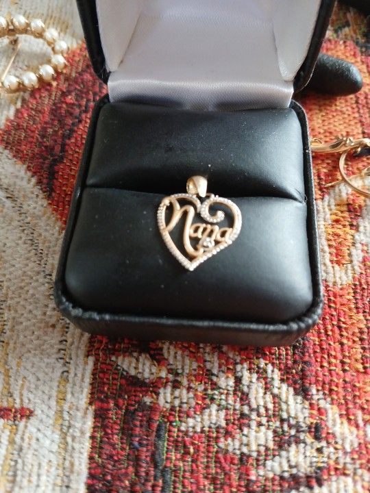 10k Yellow Gold Pendant