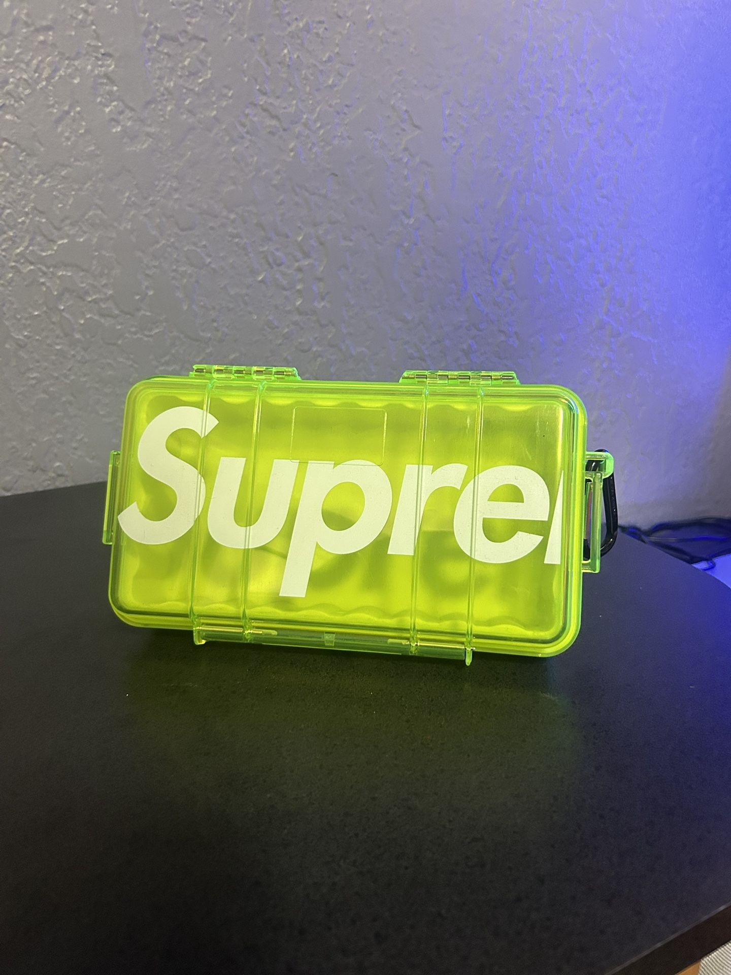 Supreme Pelican 1060 Case Neon Yellow Supreme Pelican 1060 Case