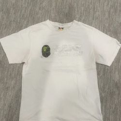 Bape Tee Size L 60$