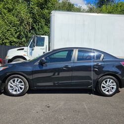 2013 Mazda 3 
