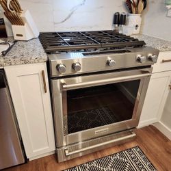 Kitchen Aid Gas Stove / Oven