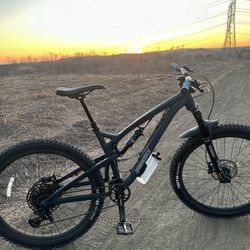 Diamondback Full Suspension Mountain Bike
