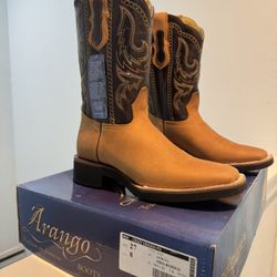 Arango: Sand Arizona Square Toe Western Boots 