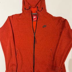 Nike Sportswear Tech Fleece Windrunner Full-Zip Hoodie (Red Heather)