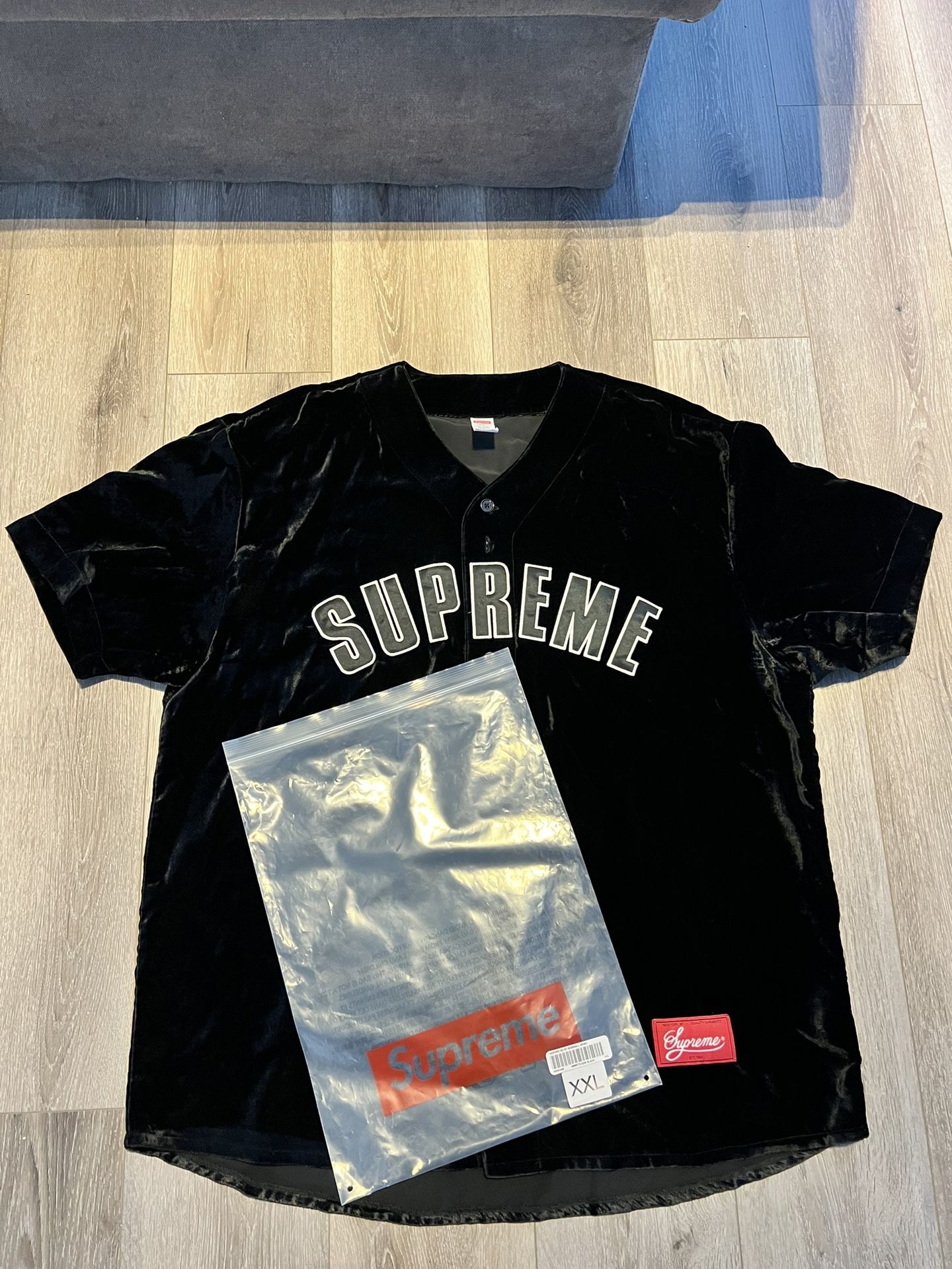 SUPREME VELVET BASEBALL JERSEY