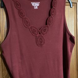 Ladies Sleeveless Top Sz Large