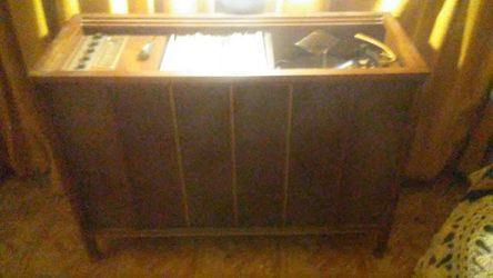 Beautiful Antique record player