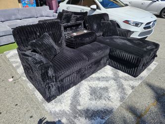 New Sectional Pull Out Bed W/ Storage Chaise, Lift Up Trade Cup Holder USB Outlet $595
