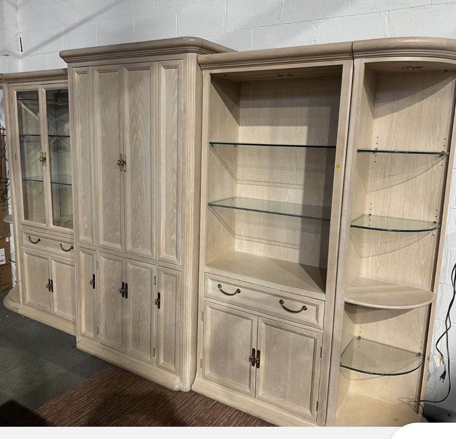 5 Piece Wall Unit by Hooker Furniture