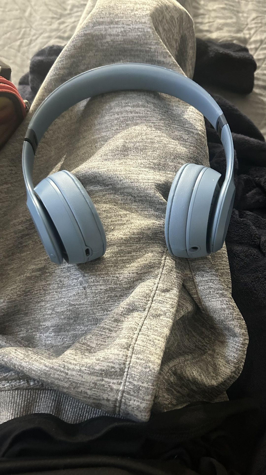 Beats solo 4