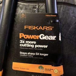 Fiskars Power Gear Brush Tree Brand Loppers Cutter