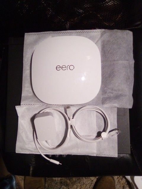 eero PoE 6 model:T010001 Dual Band Access Point