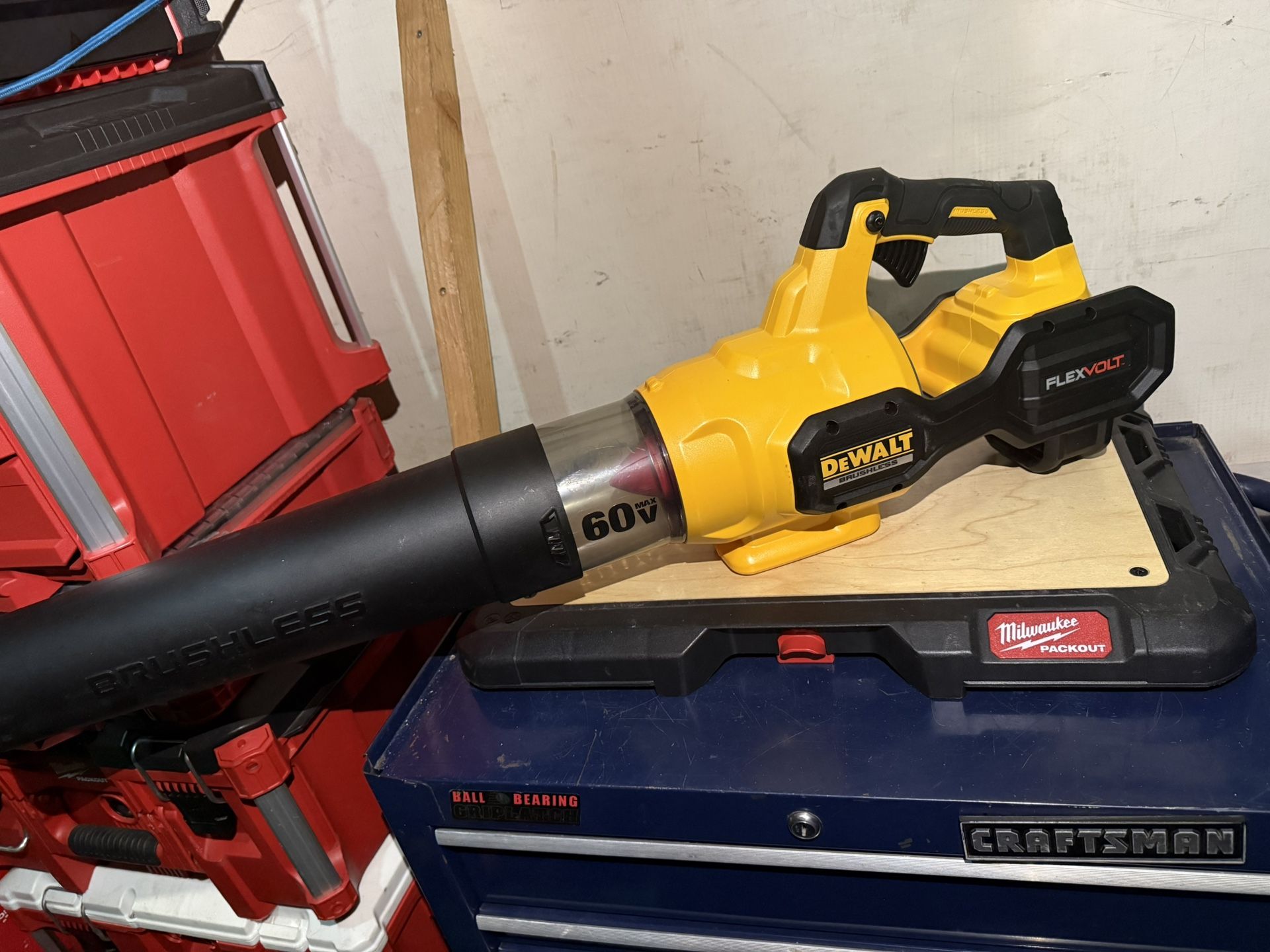 Dewalt 60v New Leaf Blower No Battery Included