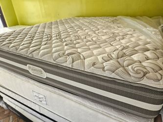 Mattress and box spring king size