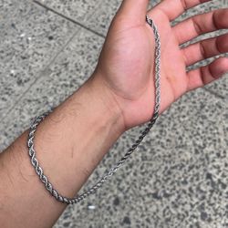 14k White Gold Chain
