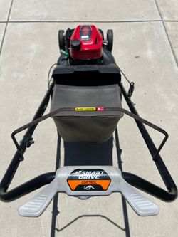 Honda RWD self propelled commercial grade lawnmower