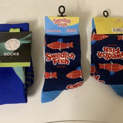 AllThese 3 New Socks for 2$