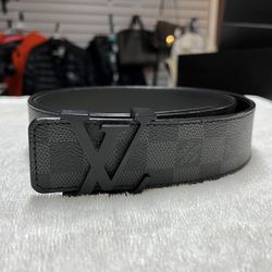 Louis Vuitton LV Damier Graphite Size 40 Belt for Sale in Phoenix, AZ -  OfferUp