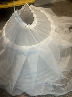 Hoop Under Dress W/ruffles