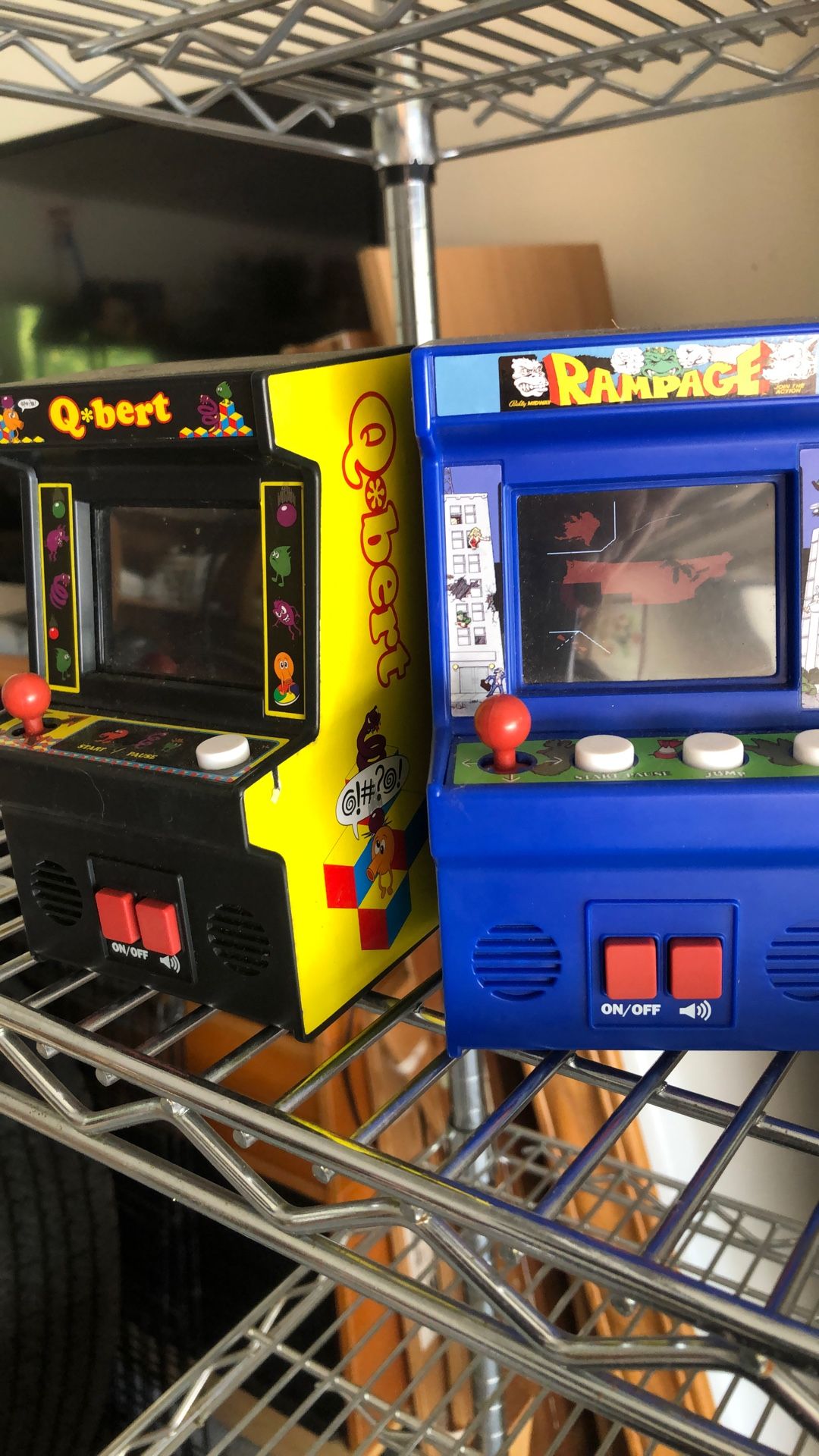 Q•Bert And Rampage Arcade video