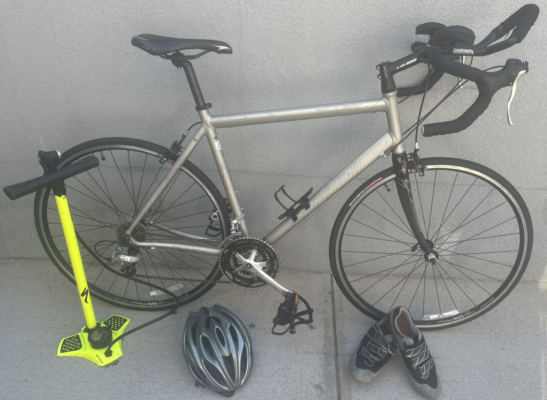 Specialized Allez Road Bike š“āāļø Size 58 CM Shimano Tiagra componentsagra