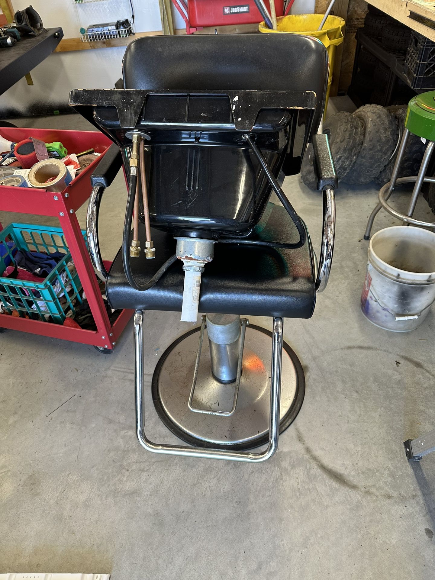 Hair Cutting Chair & Sink