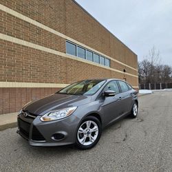 ::2013 FORD FOCUS SE 49k::