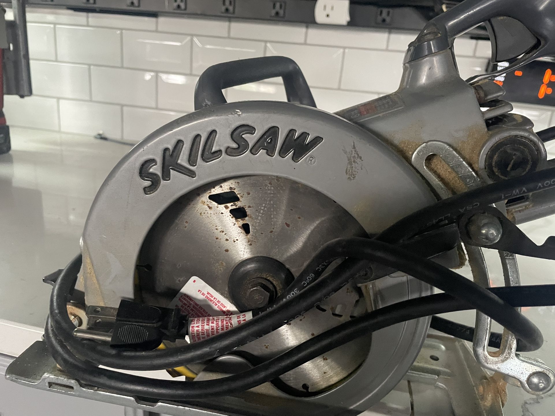 7-1/4” Worm Drive SKILSAW Factory Reconditioned