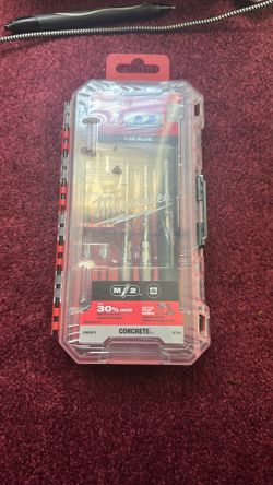 Milwaukee 7 Pc Concrete Screw Install