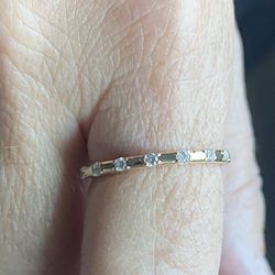 Woman’s Gold And Diamond Ring Size 9