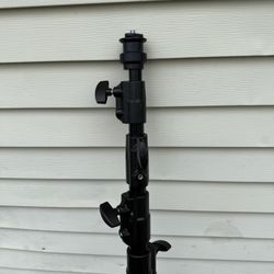 Veo Camera Tripod 