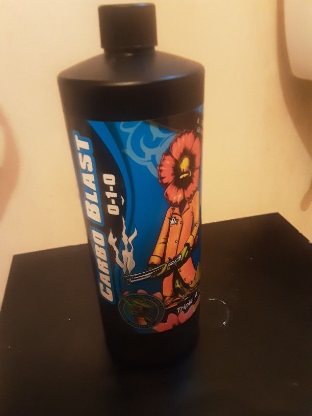 Unopened Carbo Blast Hydroponics Nutrients