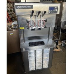 Stoelting 0231-309I2F Soft Serve Twin Twist Floor Machine