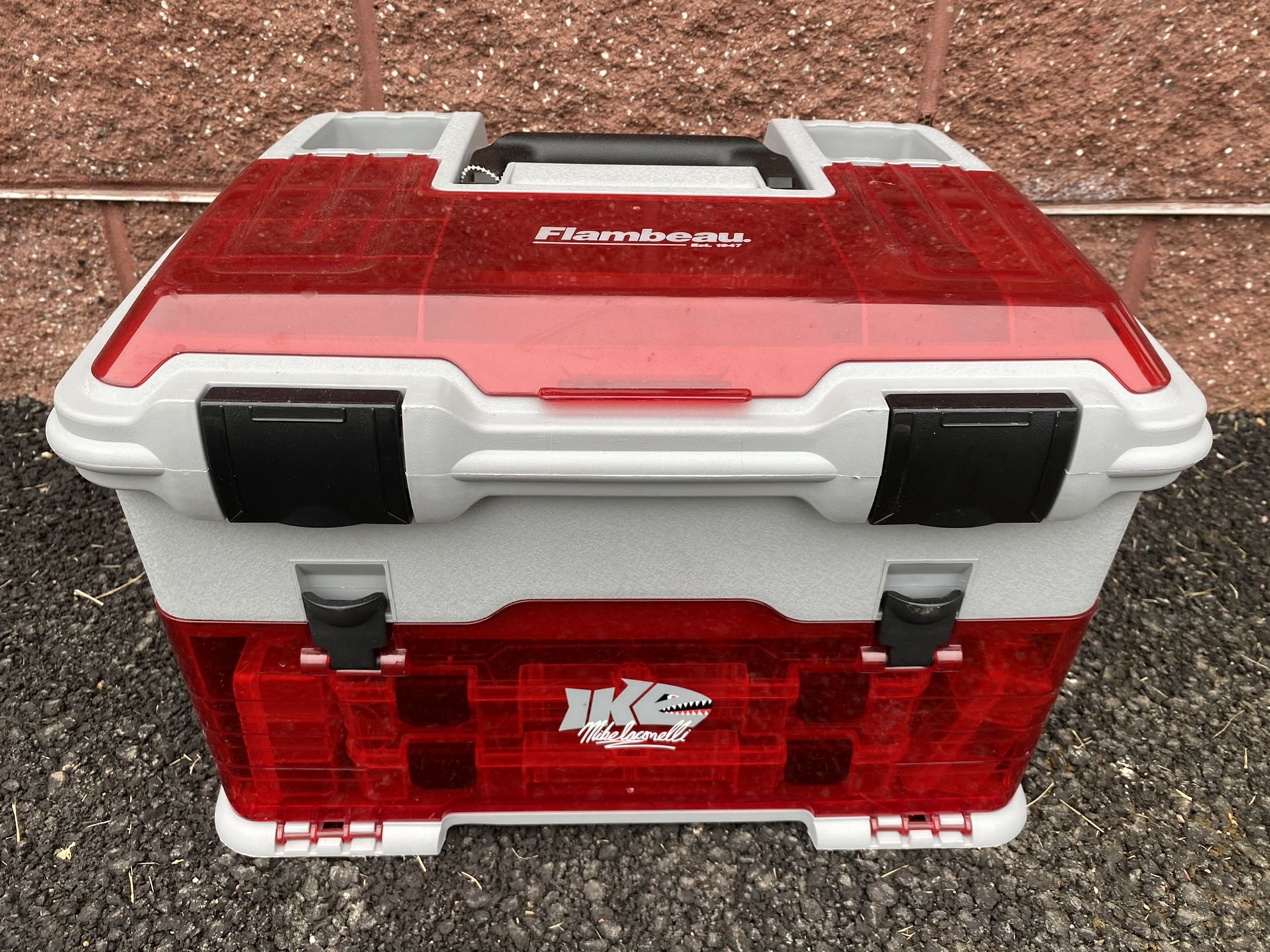 NEW - Large Tackle Box