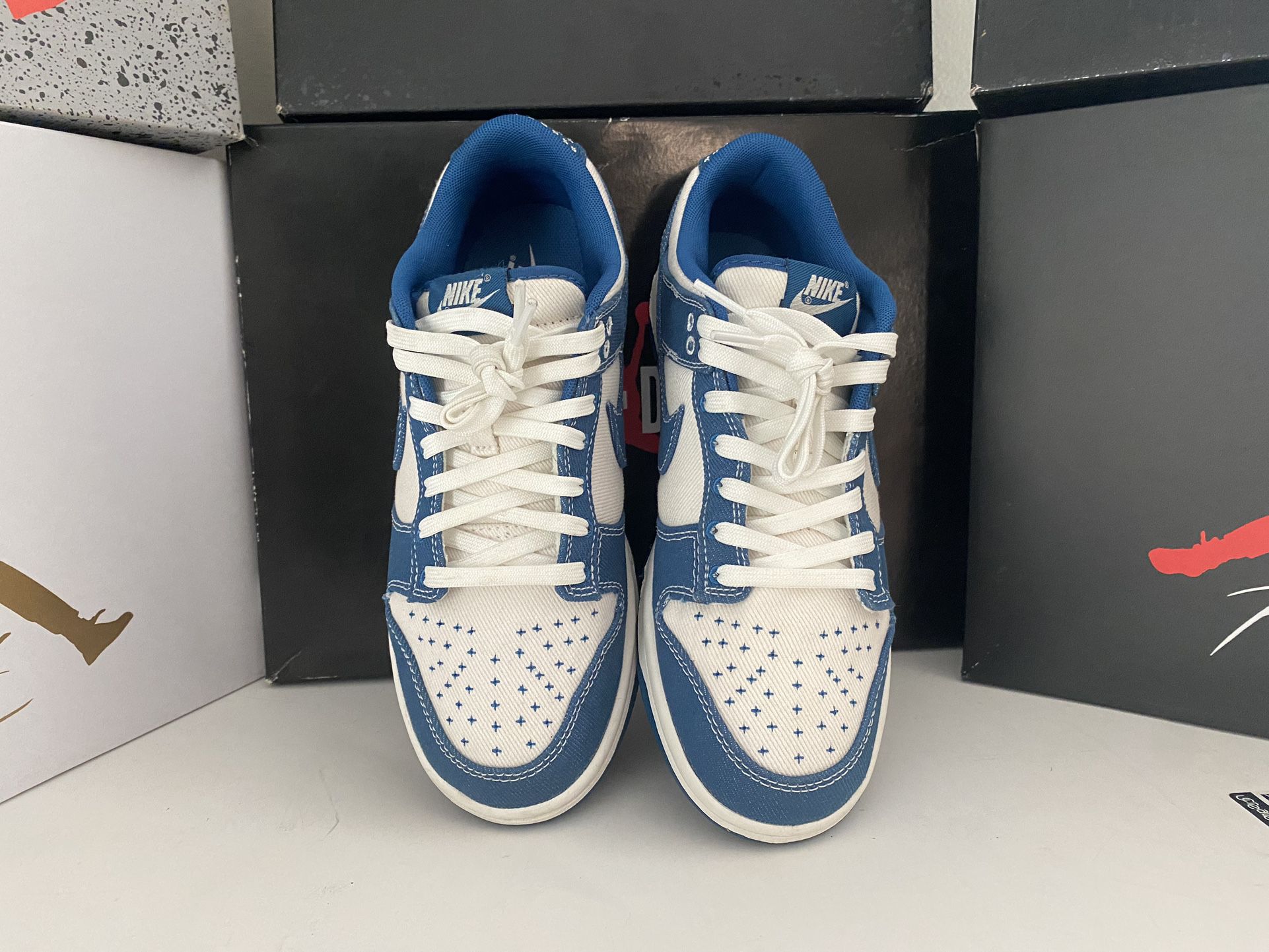 Nike dunk low Industrial Blue size 8M ( pick up only)