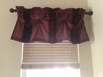 Window valance and rods