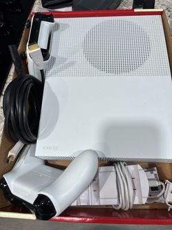 Xbox One S (1 TB)