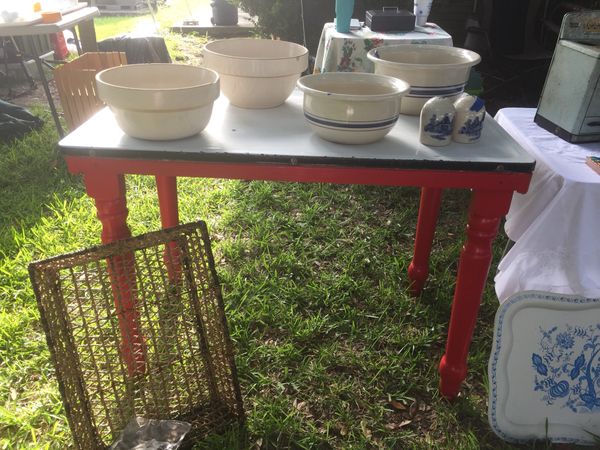 Vintage Enamel Porcelain Top Table Antiques In Gonzales La Offerup