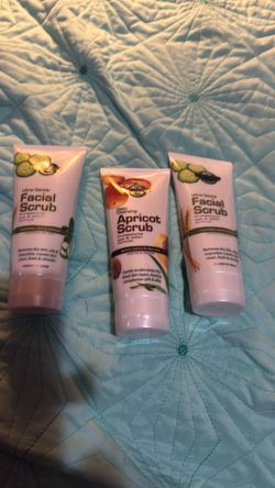 Facial scrub