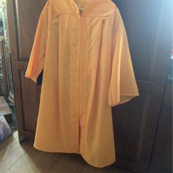 Gold Graduation Gown Herff Jones 5’3” 5’4”