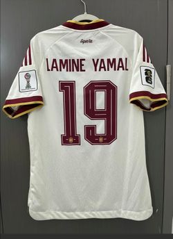 Wholesale price of top-quality details on the Spanish World Cup jersey