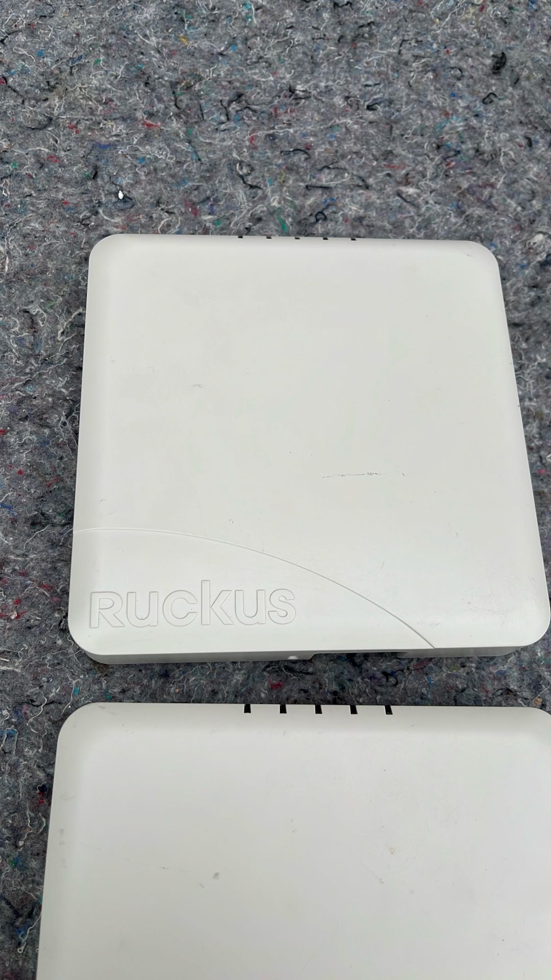 Ruckus R500 Wi-fi Access Points