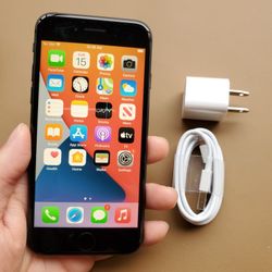 iPhone 8 - UNLOCKED - Like New  