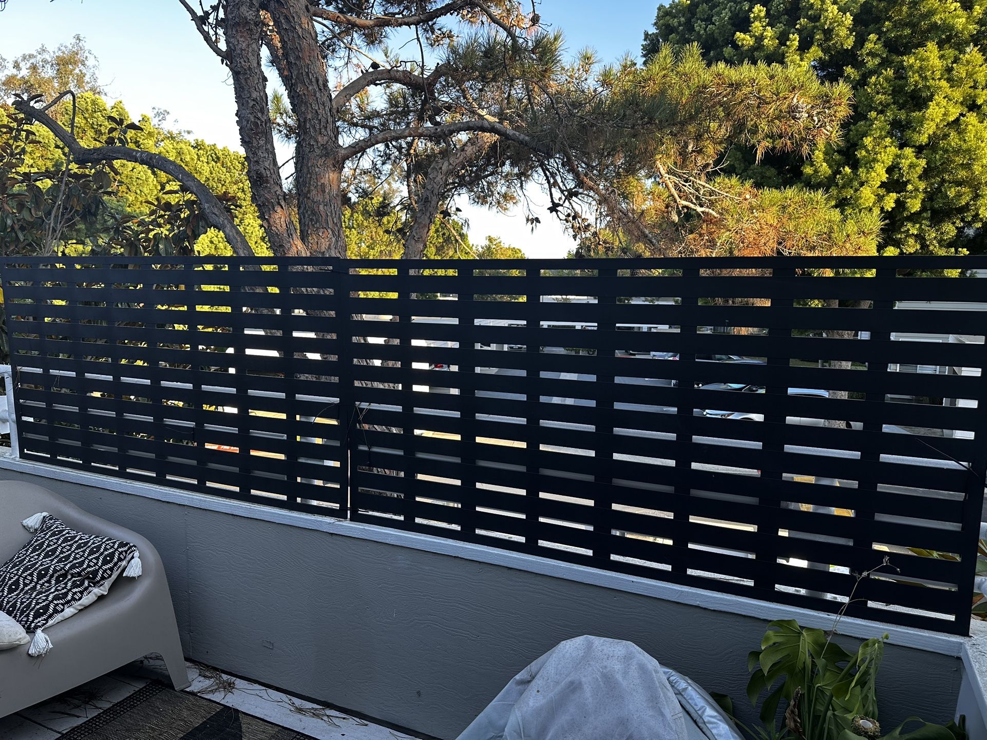 Outdoor Screens (set)