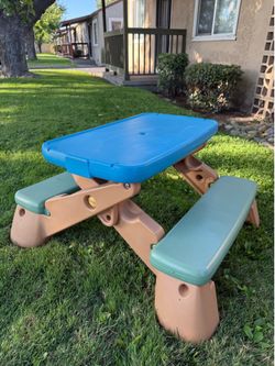 Toddler little kid outdoor table bench